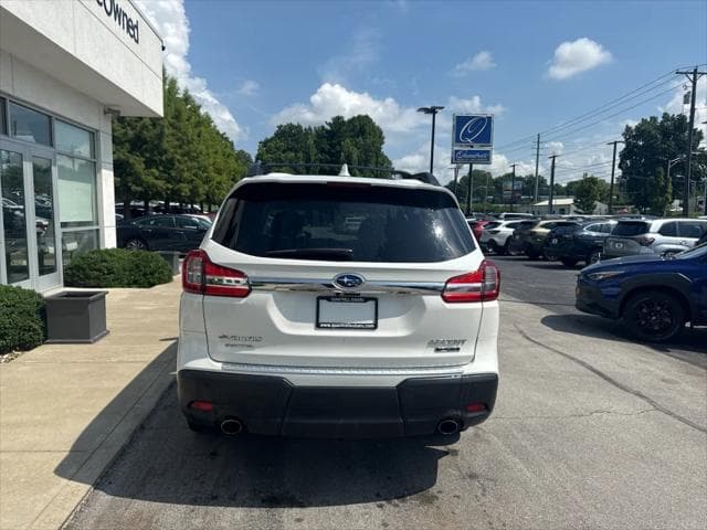 2019 Subaru Ascent SUV in Crystal White Pearl thumbnail 4