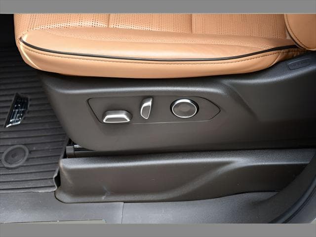 2025 Cadillac Escalade ESV SUV in Crystal White Tricoat thumbnail 34