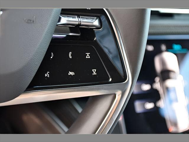 2025 Cadillac Escalade ESV SUV in Crystal White Tricoat thumbnail 35