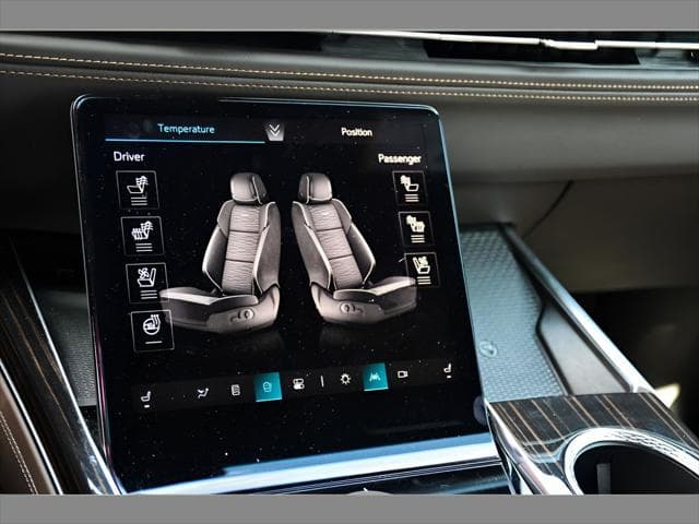2025 Cadillac Escalade ESV SUV in Crystal White Tricoat thumbnail 37