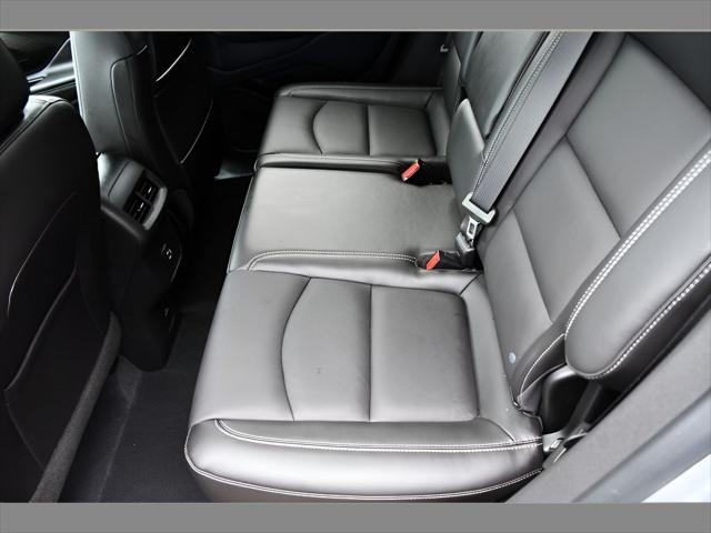 2022 GMC Terrain SUV in Quicksilver Metallic thumbnail 16