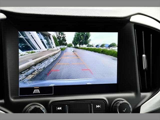 2022 GMC Terrain SUV in Quicksilver Metallic thumbnail 22