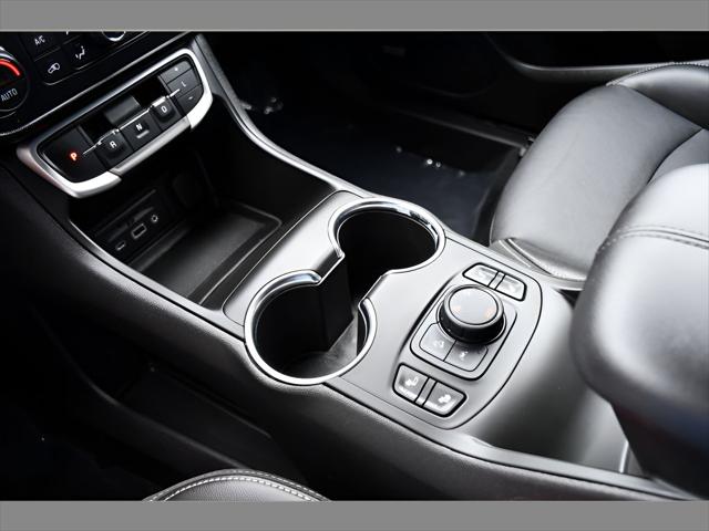 2022 GMC Terrain SUV in Quicksilver Metallic thumbnail 37