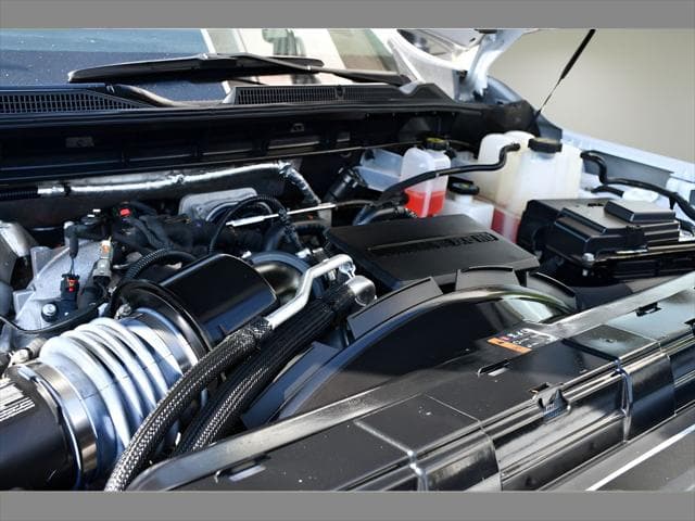2024 GMC Sierra 2500HD Truck in White Frost Tricoat thumbnail 24