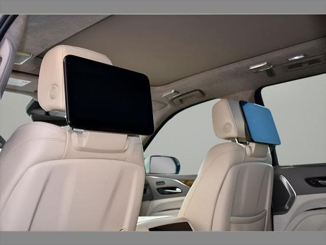 2021 Cadillac Escalade SUV in Crystal White Tricoat thumbnail 16