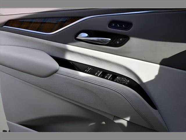 2021 Cadillac Escalade SUV in Crystal White Tricoat thumbnail 27
