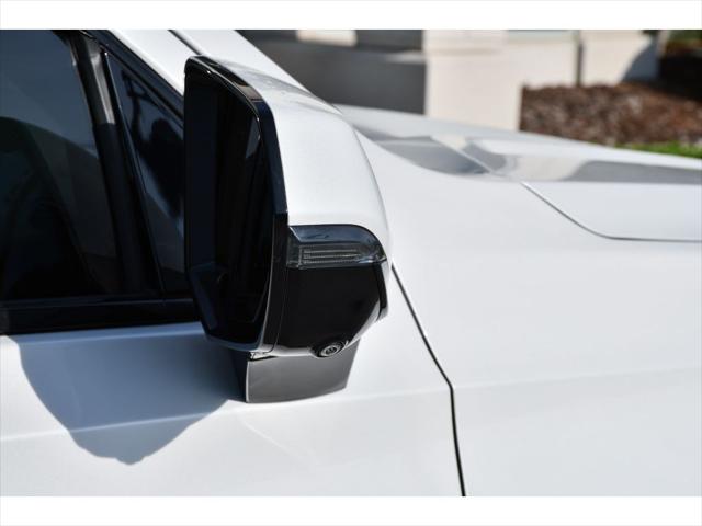2021 Cadillac Escalade SUV in Crystal White Tricoat thumbnail 30