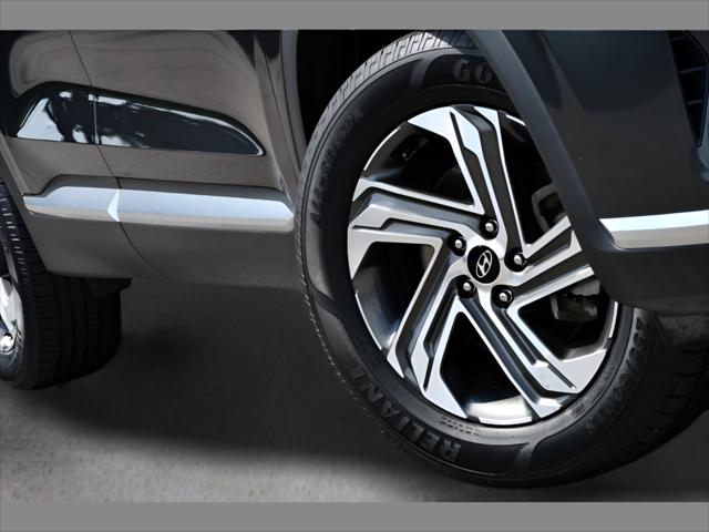 2022 Hyundai Santa Fe SUV in Portofino Gray thumbnail 11