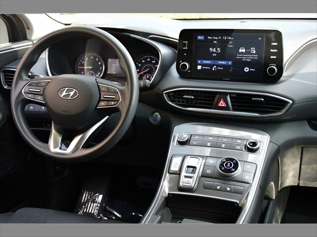 2022 Hyundai Santa Fe SUV in Portofino Gray thumbnail 17