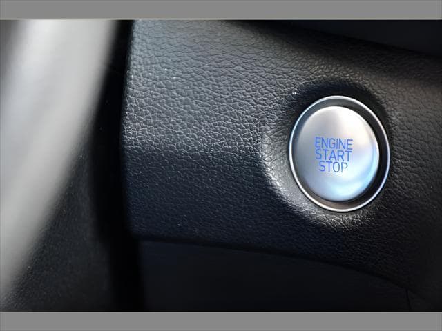 2022 Hyundai Santa Fe SUV in Portofino Gray thumbnail 26