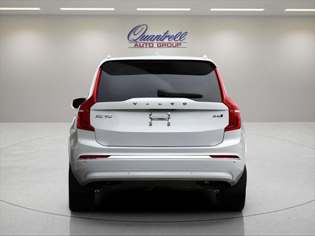 2024 Volvo XC90 SUV in Crystal White Metallic thumbnail 5