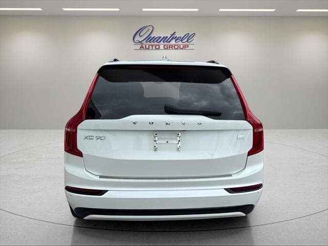 2023 Volvo XC90 Recharge Plug-In Hybrid SUV in Crystal White Metallic thumbnail 4