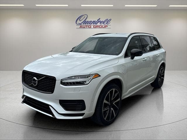 2023 Volvo XC90 Recharge Plug-In Hybrid SUV in Crystal White Metallic thumbnail 17