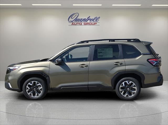 2026 Subaru Forester SUV in Autumn Green Metallic thumbnail 7