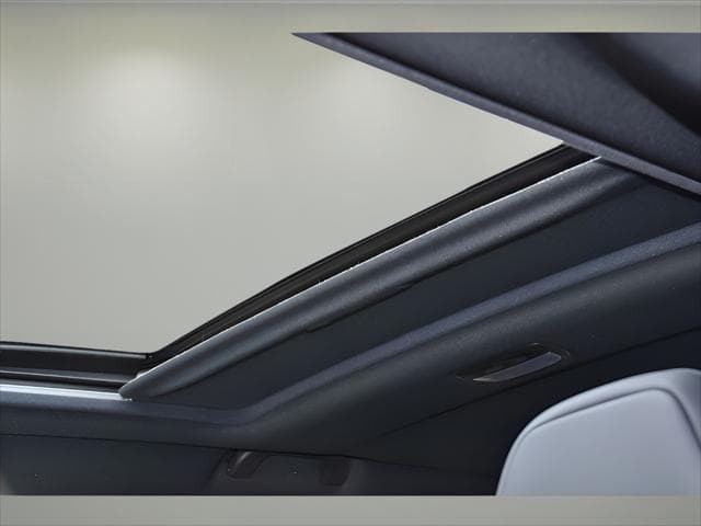 2026 Subaru Forester SUV in Crystal White Pearl thumbnail 12