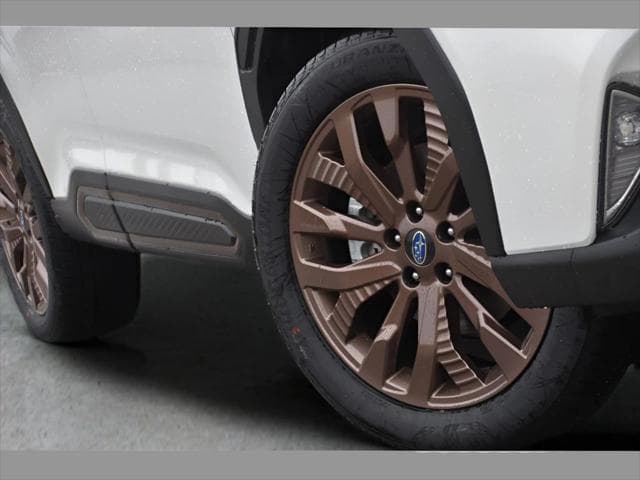 2026 Subaru Forester SUV in Crystal White Pearl thumbnail 13