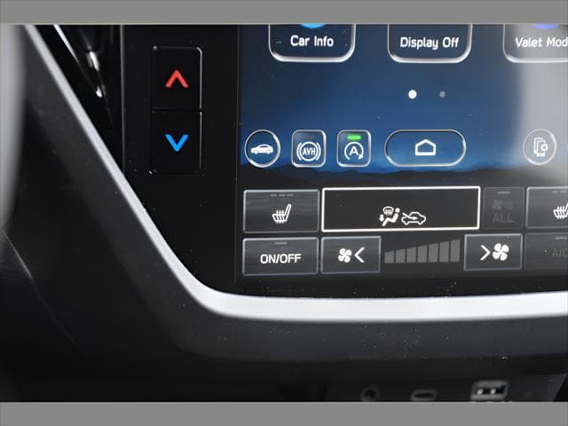 2026 Subaru Forester SUV in Crystal White Pearl thumbnail 22