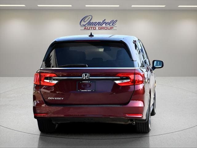 2021 Honda Odyssey Van in Deep Scarlet Pearl thumbnail 5