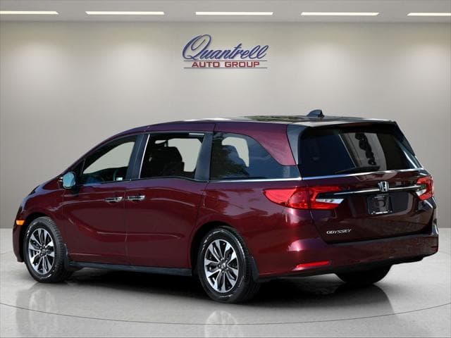 2021 Honda Odyssey Van in Deep Scarlet Pearl thumbnail 6