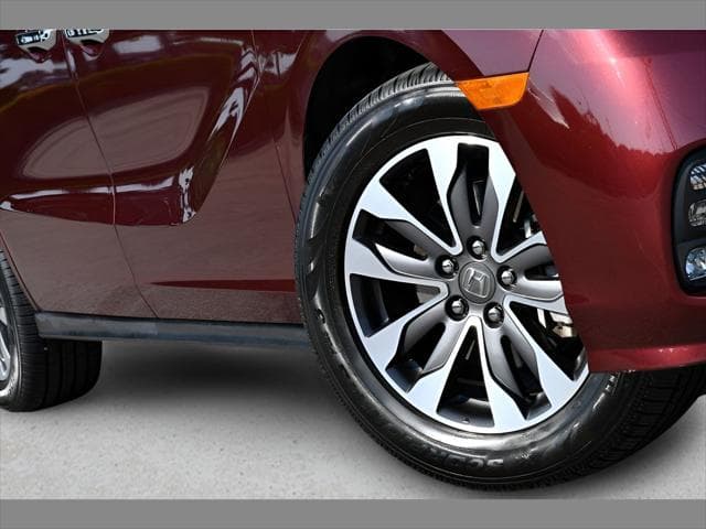 2021 Honda Odyssey Van in Deep Scarlet Pearl thumbnail 11