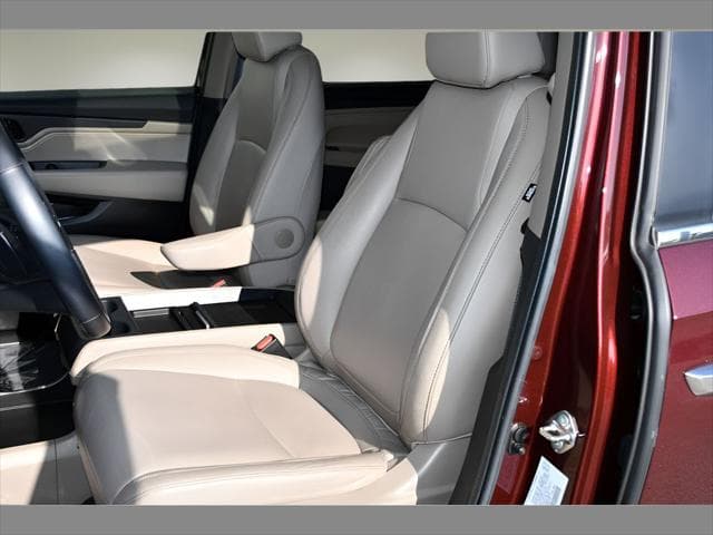 2021 Honda Odyssey Van in Deep Scarlet Pearl thumbnail 14