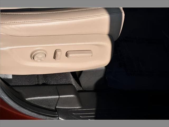 2021 Honda Odyssey Van in Deep Scarlet Pearl thumbnail 30