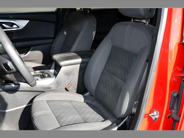 2022 Chevrolet Blazer SUV in Red Hot thumbnail 14