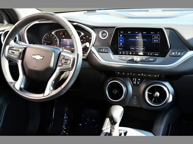 2022 Chevrolet Blazer SUV in Red Hot thumbnail 17