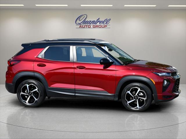 2023 Chevrolet Trailblazer SUV in Crimson Metallic thumbnail 3