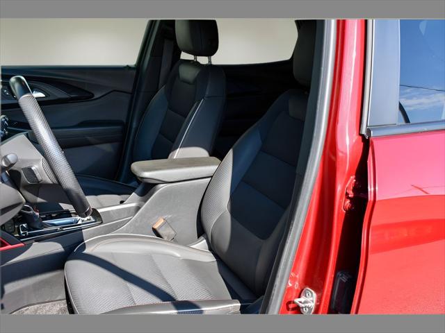 2023 Chevrolet Trailblazer SUV in Crimson Metallic thumbnail 14