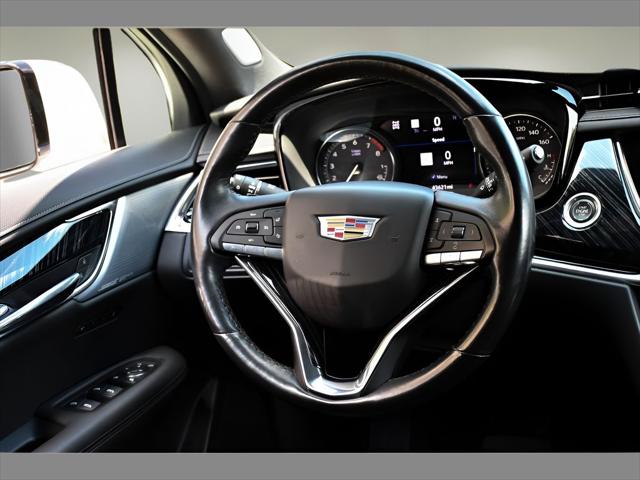 2023 Cadillac XT6 SUV in Crystal White Tricoat thumbnail 17