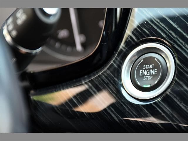 2023 Cadillac XT6 SUV in Crystal White Tricoat thumbnail 37