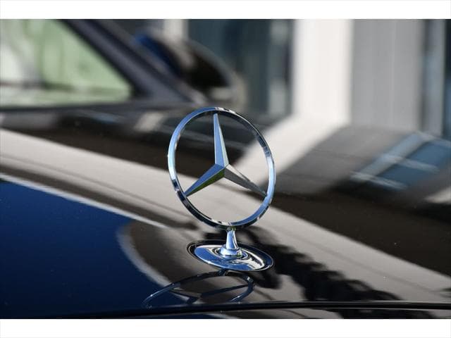 2026 Mercedes-Benz S 580 Sedan in Nautical Blue Metallic thumbnail 34