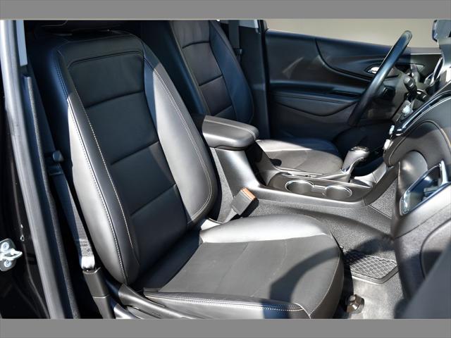 2018 Chevrolet Equinox SUV in Mosaic Black Metallic thumbnail 30