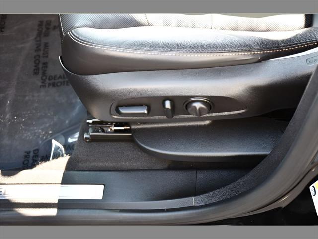 2018 Chevrolet Equinox SUV in Mosaic Black Metallic thumbnail 32