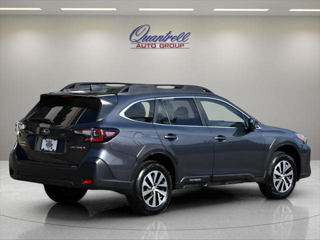 2025 Subaru Outback SUV in Magnetite Gray Metallic thumbnail 4