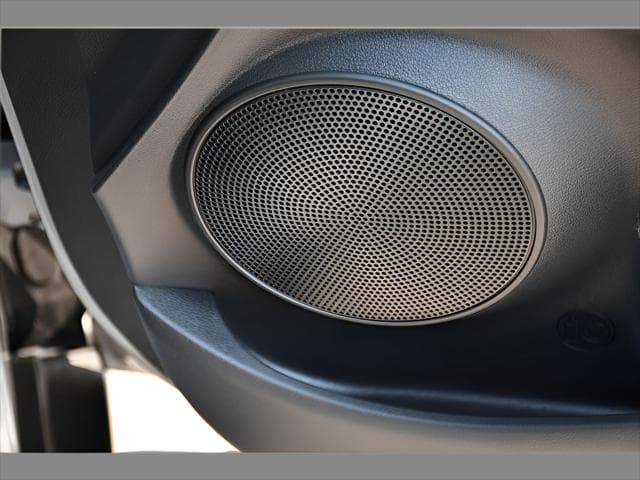 2023 Hyundai Kona SUV in Cyber Silver thumbnail 31