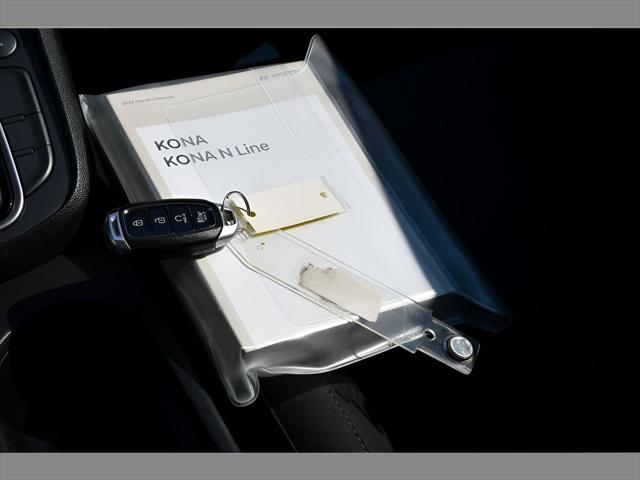2023 Hyundai Kona SUV in Cyber Silver thumbnail 37