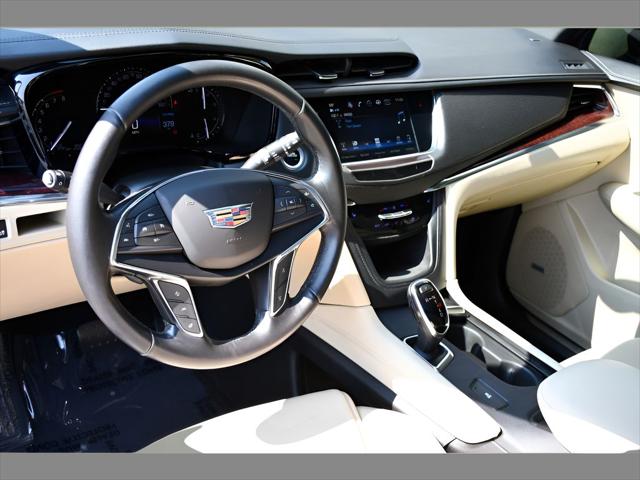 2019 Cadillac XT5 SUV in Stellar Black Metallic thumbnail 13