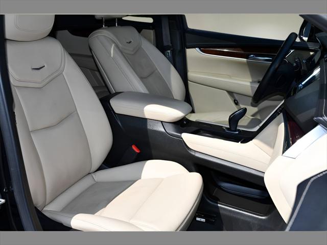 2019 Cadillac XT5 SUV in Stellar Black Metallic thumbnail 31