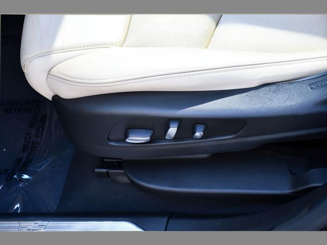 2019 Cadillac XT5 SUV in Stellar Black Metallic thumbnail 34