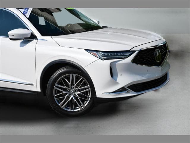 2024 Acura MDX SUV in Platinum White Pearl thumbnail 10