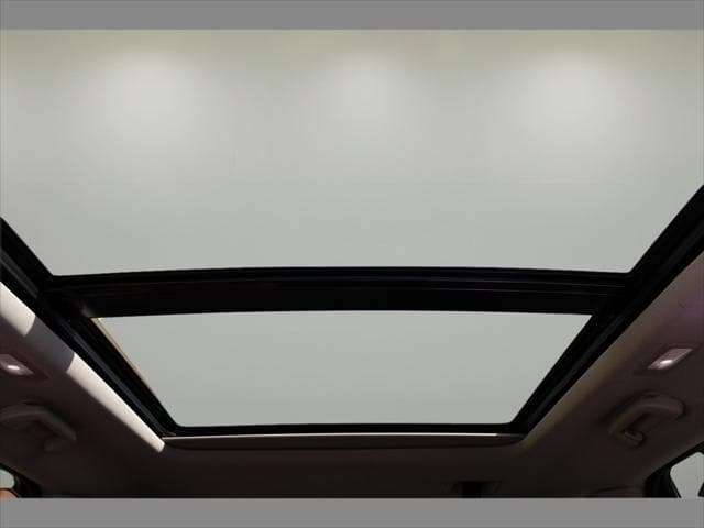 2024 Acura MDX SUV in Platinum White Pearl thumbnail 15