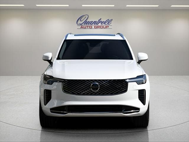 2025 Volvo XC90 SUV in Crystal White Pearl thumbnail 9