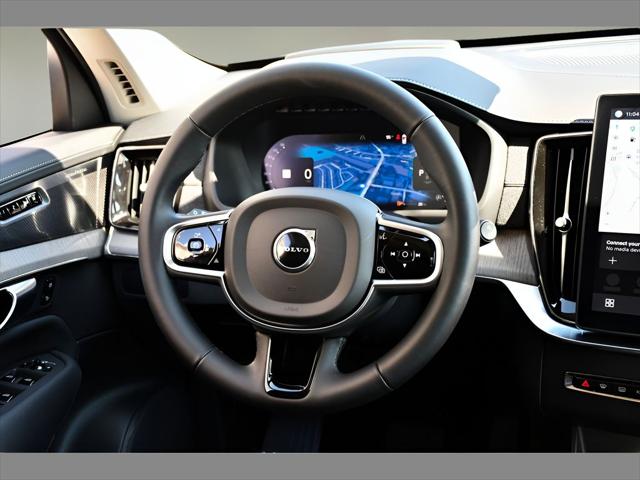 2025 Volvo XC90 SUV in Crystal White Pearl thumbnail 18