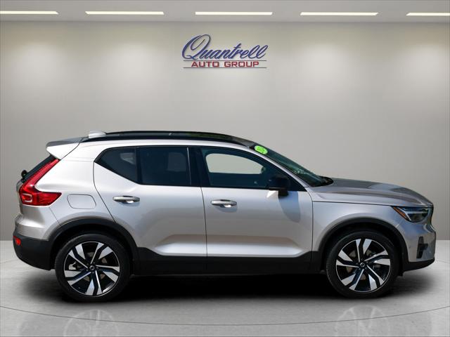 2024 Volvo XC40 SUV in Bright Dusk Metallic - Image 3