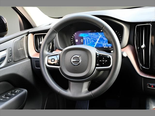 2024 Volvo XC60 SUV in Denim Blue Metallic thumbnail 17