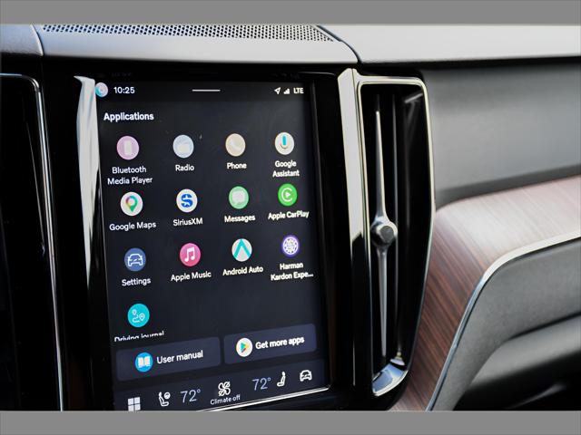 2024 Volvo XC60 SUV in Denim Blue Metallic thumbnail 21
