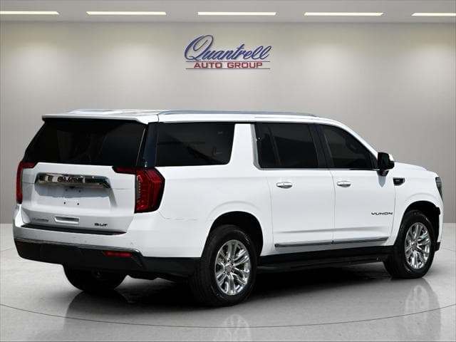 2023 GMC Yukon XL SUV in Summit White thumbnail 4