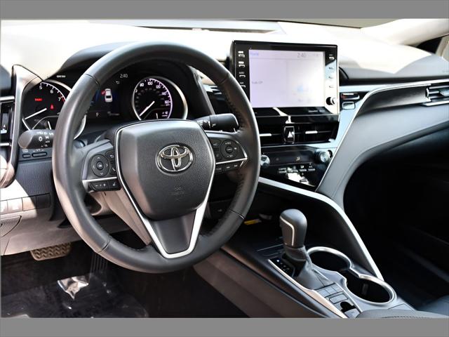 2024 Toyota Camry Sedan in Celestial Silver Metallic thumbnail 13